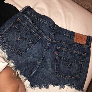 LEVI jean shorts